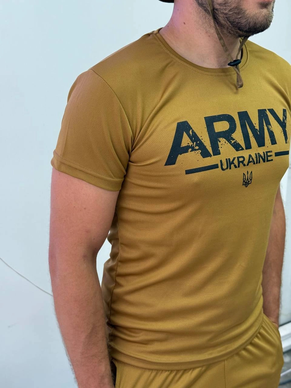 Футболка з бавовни