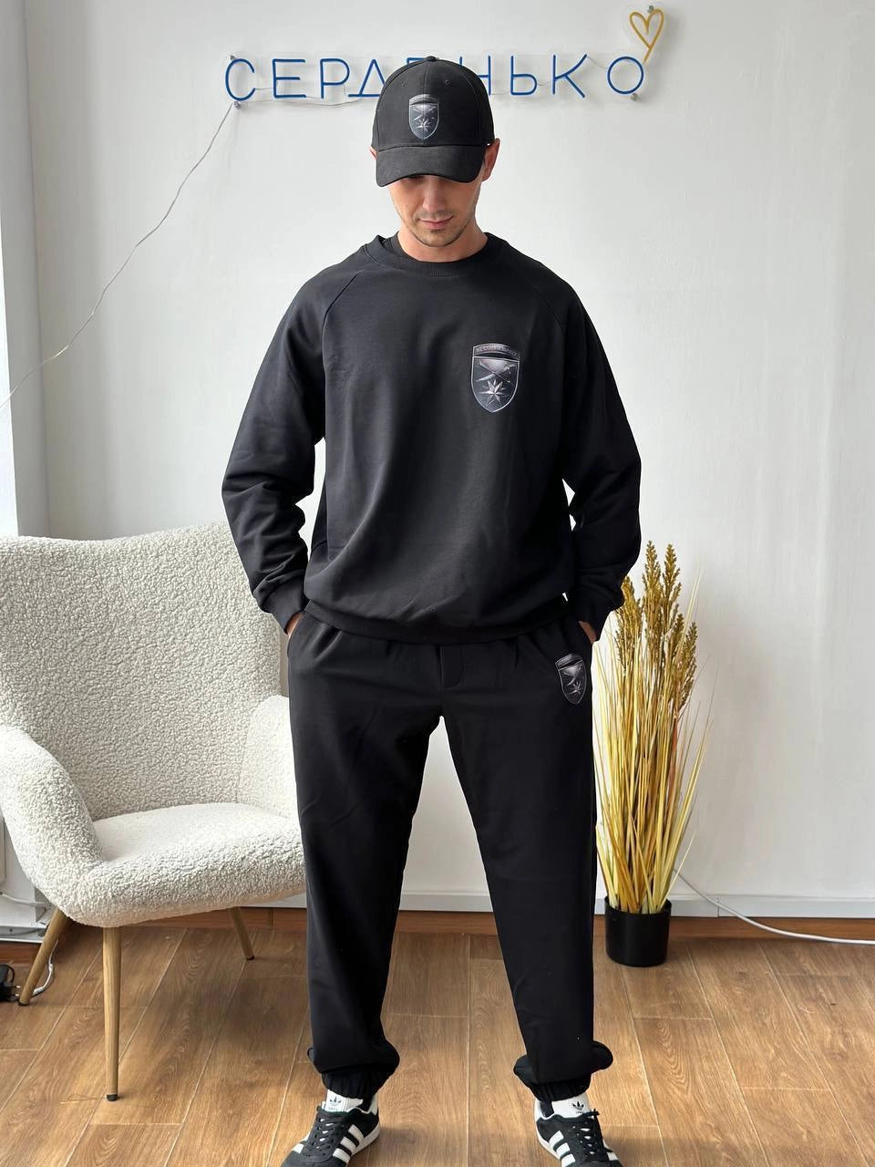 Спортивний Костюм chornyi M купити Україна Serdenko