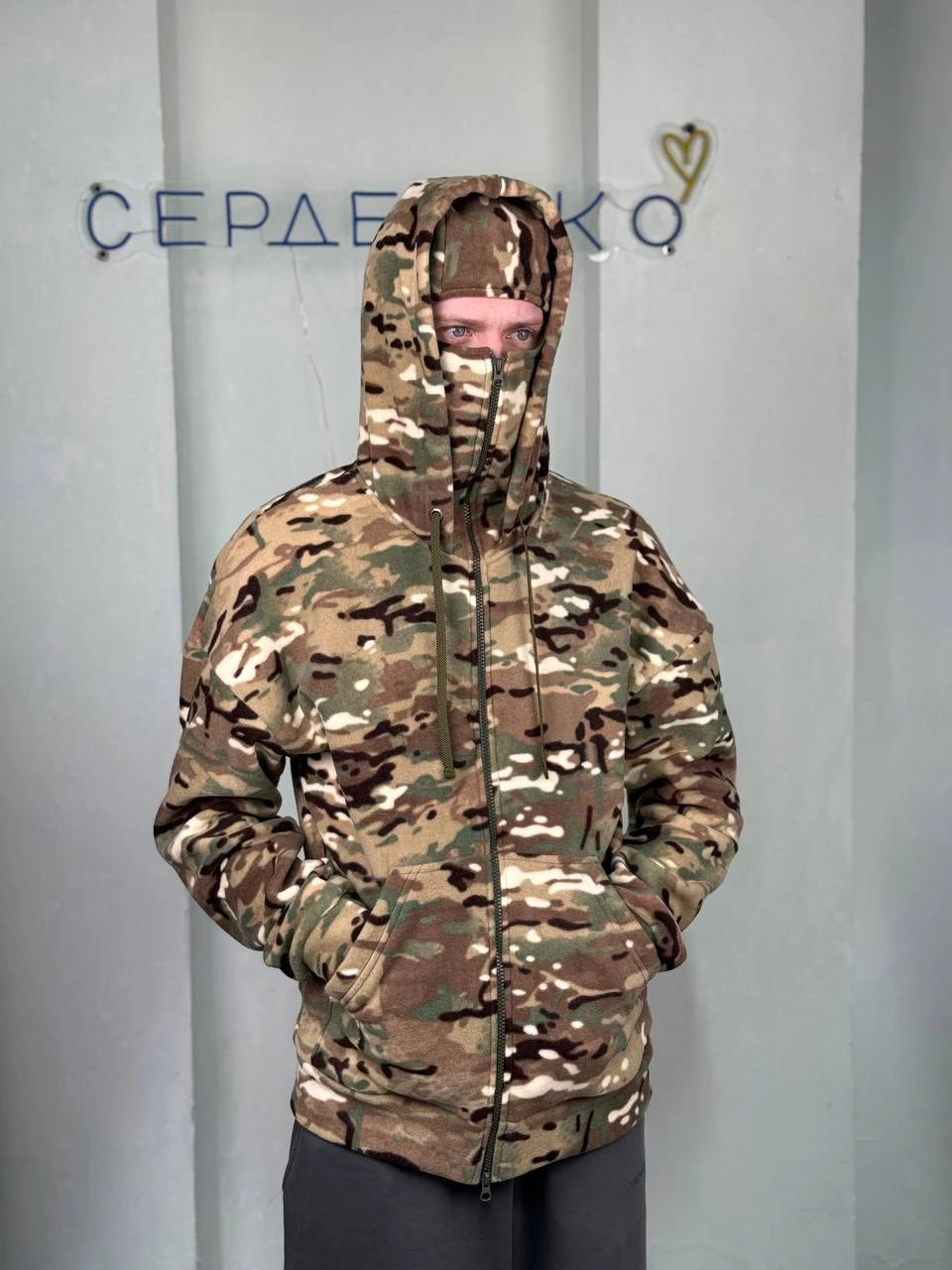 Кофта флісова з інтегрованою балаклавою та принтом